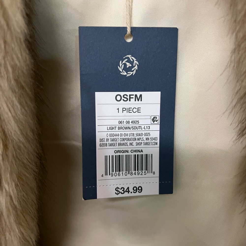 Brand new faux fur vest - Picture 2 of 2